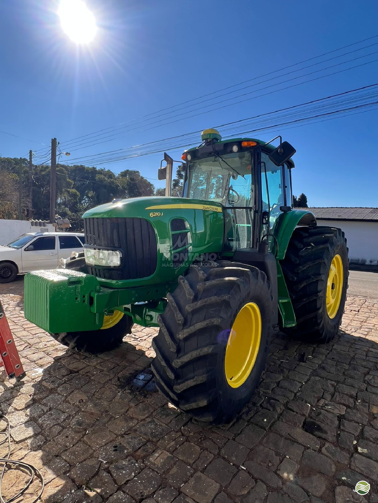 TRATOR JOHN DEERE JOHN DEERE 6210J Tração 4x4 Montano Máquinas Agrícolas LAGOA VERMELHA RIO GRANDE DO SUL RS
